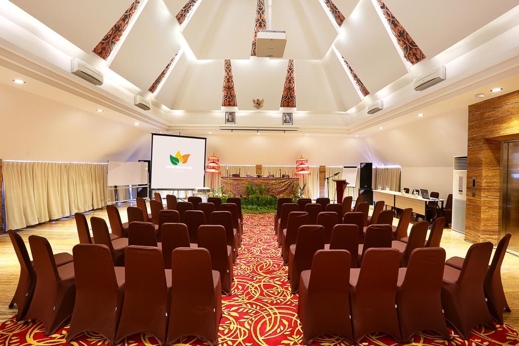 Mega Boutique Hotel Кута Экстерьер фото