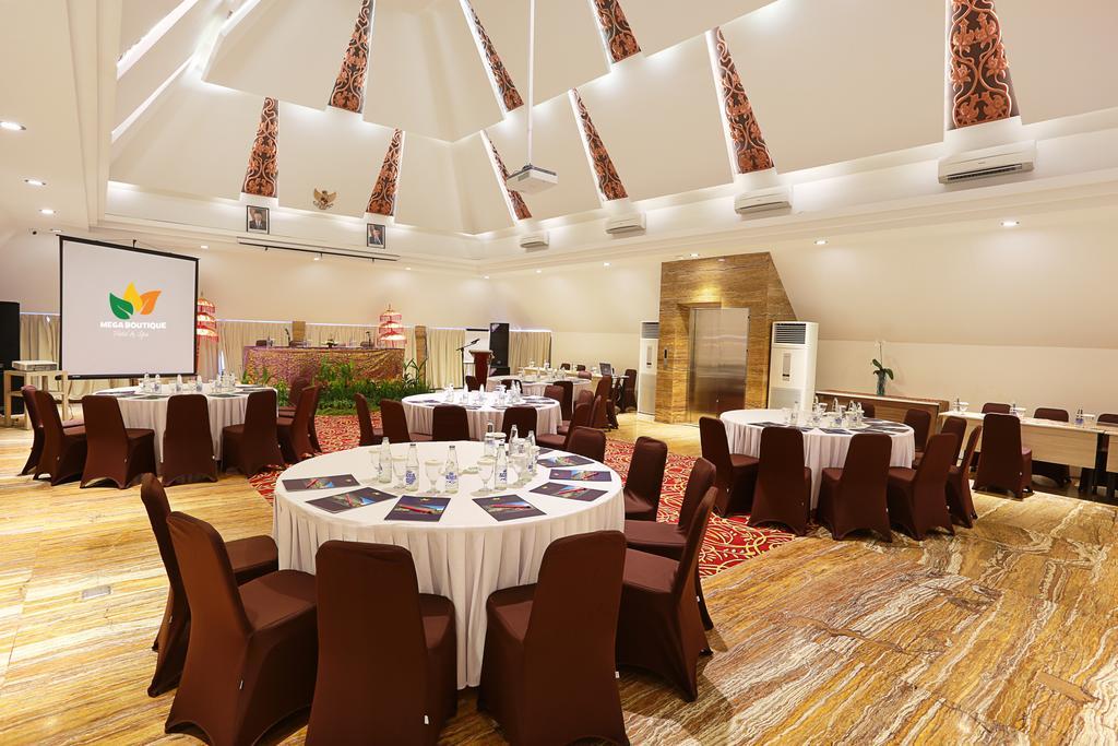 Mega Boutique Hotel Кута Экстерьер фото