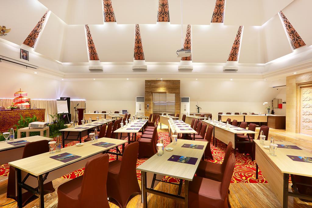 Mega Boutique Hotel Кута Экстерьер фото