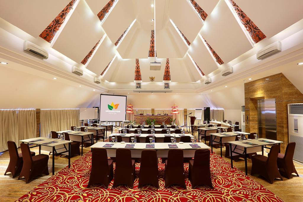 Mega Boutique Hotel Кута Экстерьер фото